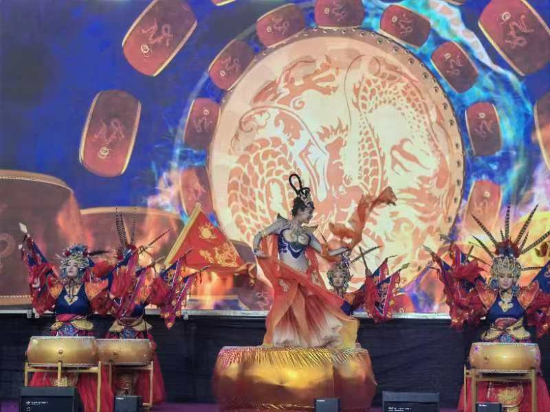 宁夏吴忠红寺堡区成功举办第三届葡萄酒酒商经销大会，共绘葡萄酒产业新蓝图