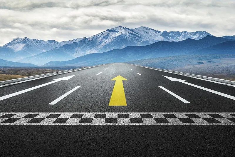 把党建设得更加坚强有力