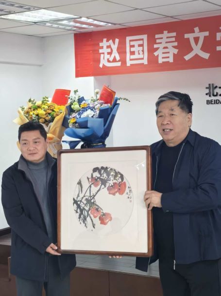 守望黑土五十载 笔耕不辍著华章  　　赵国春文学创作50年研讨会在哈尔滨举行